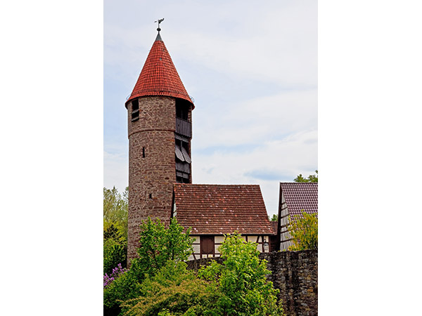 71263 Weil der Stadt: Schlüsseldienst SATRAL, wenn Sie vor einer verschlossenen Wohnungstür stehen